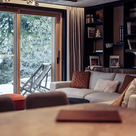 Antares Ursa 002 - Luxury Inski Out Apartment Meribel